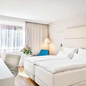Nh Vienna Airport Conference Center Hotel